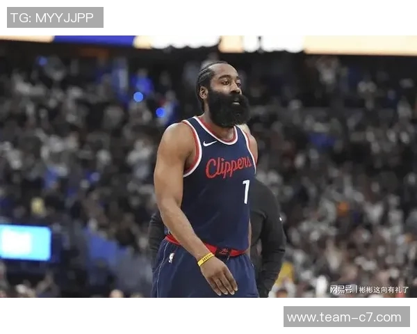 哈登复出状态平平表现不佳17投仅6中贡献23分9助攻是否受到伤病影响