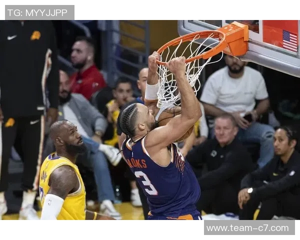太阳老板称赞狄龙超出预期表现期待他为球队带来更多贡献 太阳老板称赞狄龙超出预期表现期待他为球队带来更多贡献